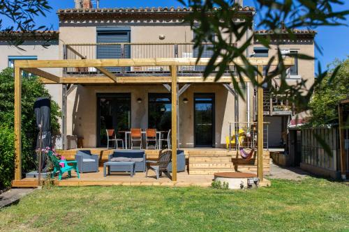 Maison, piscine & vue sur la Cité de Carcassonne