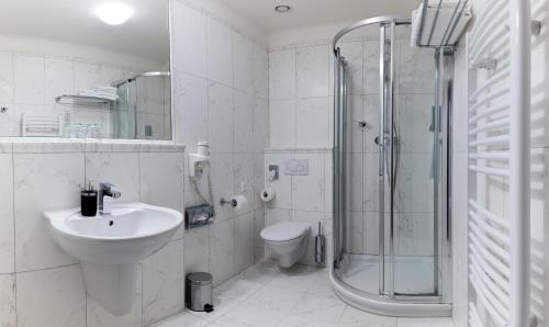 Koupelna v ubytování Hotel Villa