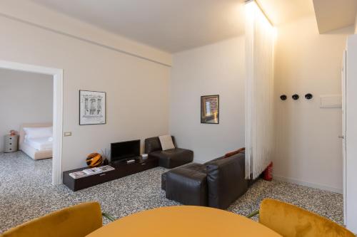 Newly renovated two-room apartment