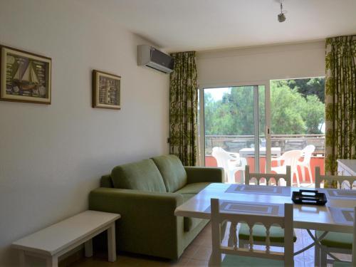 Bel Appartement en Bord de Mer avec Piscine, Terrasse et Climatisation à L'Estartit