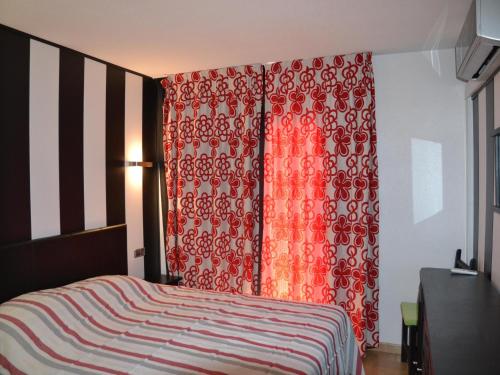 Bel Appartement en Bord de Mer avec Piscine, Terrasse et Climatisation à L'Estartit