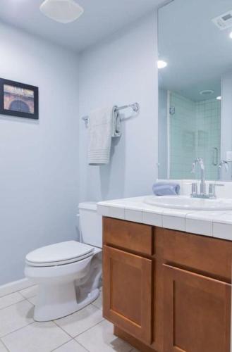 Ένα μπάνιο στο Luxury Tempe rental walk to downtown
