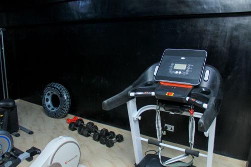 Fitness centrum a/nebo fitness zařízení v ubytování Pearls End Apartments