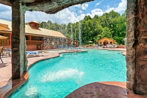 Kolam renang di atau dekat dengan Mountain Time Lodge