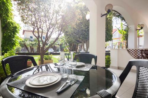 Ruang duduk di Diano Sporting Apartments