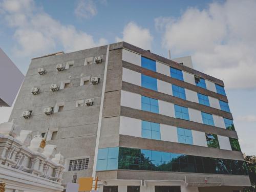 Bangunan di mana terletaknya hotel