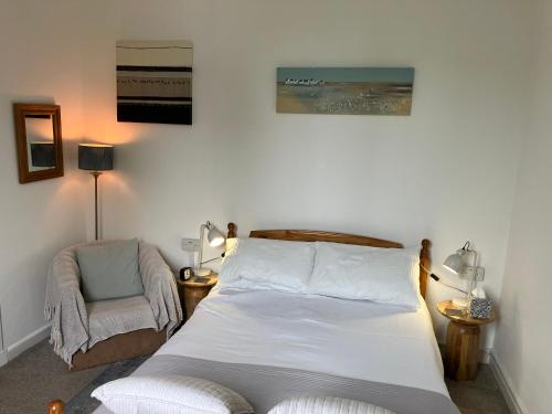 Postel nebo postele na pokoji v ubytování Alba b & b
