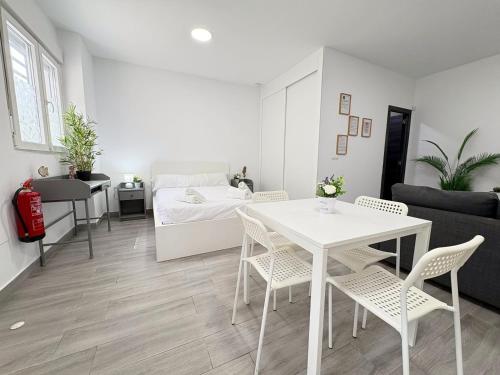 Apartamento La Paloma A - Apartamento en Málaga