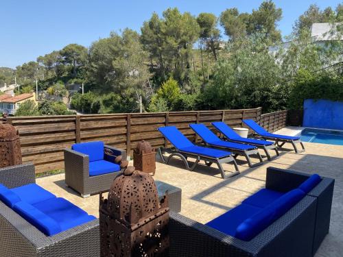 Fotografie z fotogalerie ubytování Villa Charma with private pool and Air conditioning close to sitges in peaceful location v destinaci Olivella