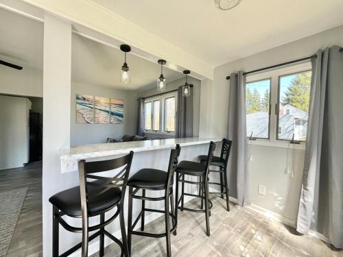 Gallery image of Ocean Eyes half mile to Beach Pet friendly AC in Angola