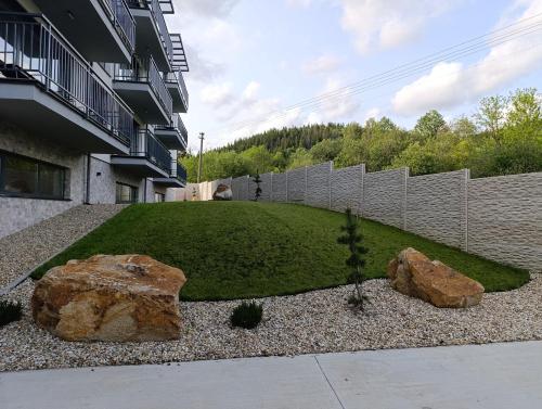 Taman di luar Apartmán A-103 Brezovina