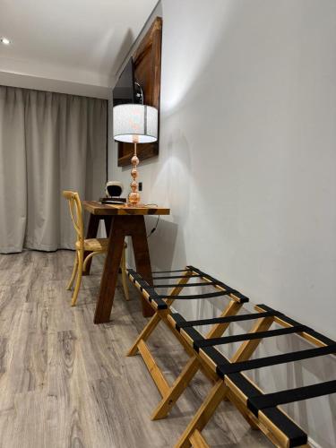 TV a/nebo společenská místnost v ubytování Hosteria Los Canelos