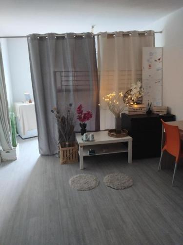 Proche Gare Arène & Carré d'art