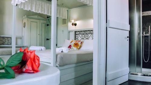 Ένα μπάνιο στο Rodakas Rooms-Anthoula