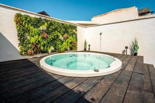 Mar y Jacuzzi cerca de Estepona