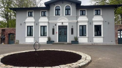 Budova, kde se the country house nachází