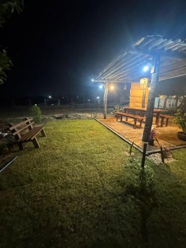Taman di luar Pousada Cajueiro Do Sol