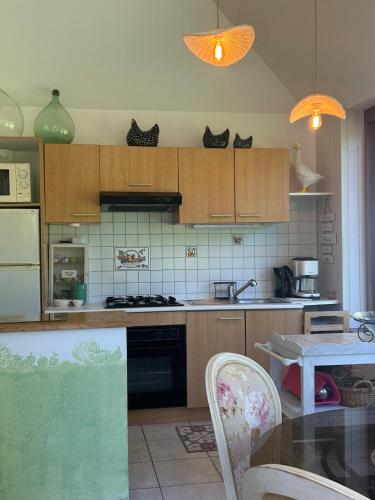 Dapur atau dapur kecil di La Maison de Marie