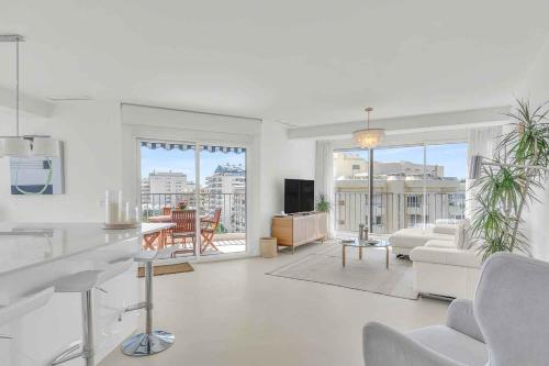 POLO Apartments, Jacaranda 8