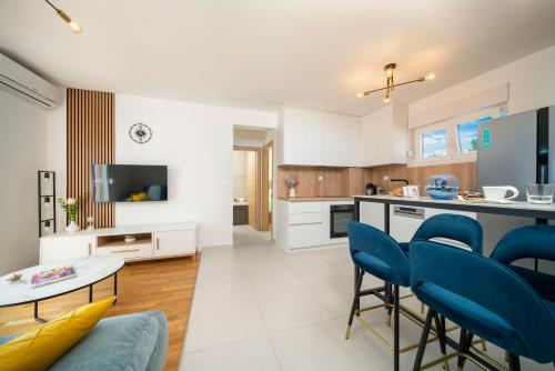 Penthouse Nika