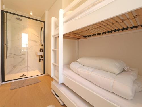 Ένα ή περισσότερα κρεβάτια σε δωμάτιο στο Apartment in Knokke near Zwin Nature Reserve
