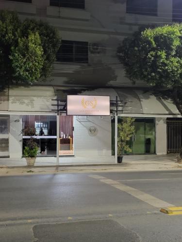 Bangunan di mana terletaknya hotel