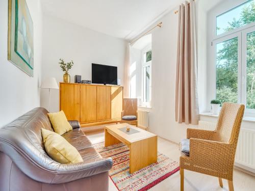 Gambar di galeri bagi Wohnung mit großer Gemeinschaftsterrasse, cleaning included di Wünschendorf