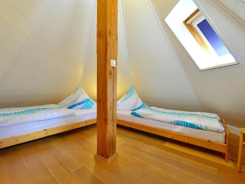 Φωτογραφία από το άλμπουμ του Schönes Apartment in Eimelrod in Waldnähe, cleaning included σε Eimelrod