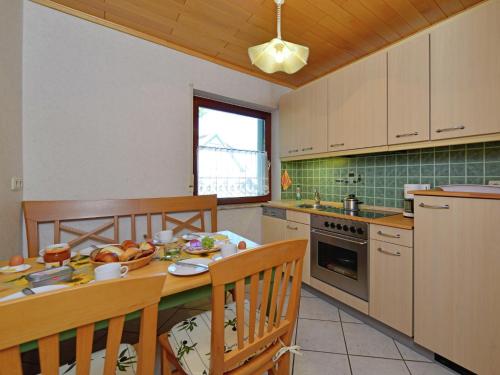 Φωτογραφία από το άλμπουμ του Moderne Ferienwohnung mit Garten in Eimelrod, cleaning included σε Eimelrod