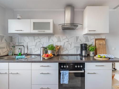 Gambar di galeri bagi Garden Comfort in Rieder, Harz, cleaning included di Rieder