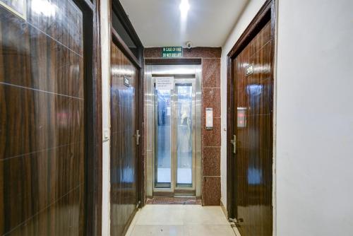 Koupelna v ubytování Hotel Platinum With Free Pickup-Delhi Airport