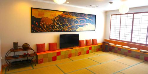 Μια τηλεόραση ή/και κέντρο ψυχαγωγίας στο Hotel Orox