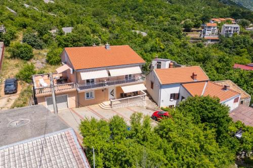 Apartments and rooms Bionda