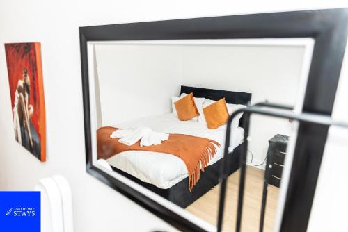 2ndHomeStays-Digbeth-B12 I Large Stylish 2-Bed Apartment I Ensuite I Sleeps 6 I Free Parking & WiFi I Perfect for Work Stays, Relocations & Holiday I Near Birmingham Project Sites & Attractions photo 18