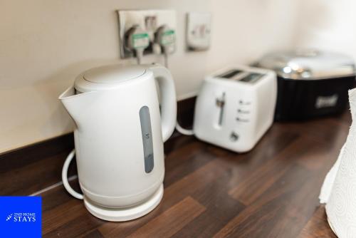 2ndHomeStays-Digbeth-B12 I Large Stylish 2-Bed Apartment I Ensuite I Sleeps 6 I Free Parking & WiFi I Perfect for Work Stays, Relocations & Holiday I Near Birmingham Project Sites & Attractions photo 27