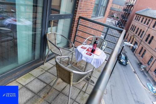 2ndHomeStays-Digbeth-B12 I Large Stylish 2-Bed Apartment I Ensuite I Sleeps 6 I Free Parking & WiFi I Perfect for Work Stays, Relocations & Holiday I Near Birmingham Project Sites & Attractions photo 14