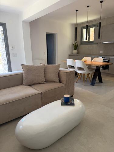 Araxia Naousa Stay in Paros