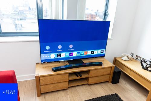 2ndHomeStays-Digbeth-B12 I Large Stylish 2-Bed Apartment I Ensuite I Sleeps 6 I Free Parking & WiFi I Perfect for Work Stays, Relocations & Holiday I Near Birmingham Project Sites & Attractions photo 6