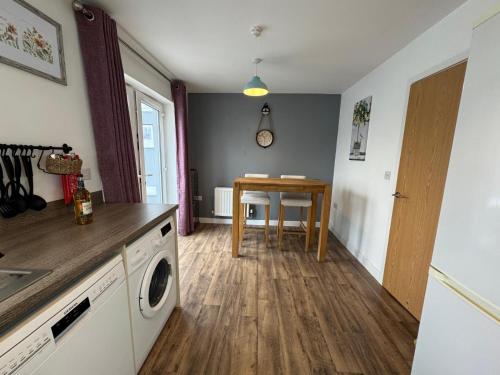 Dapur atau dapur kecil di No 36 Pet friendly entire home