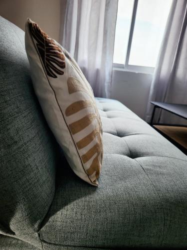 Apartment with panoramic viewにあるシーティングエリア