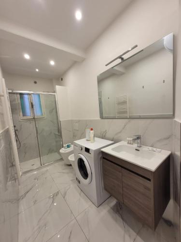 Spacious & Trendy 2BR apartment