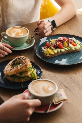 Jídlo v apartmánu nebo okolí