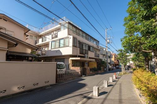 -KatsuraMansion 303- Within a 10-minute walk from Okubo Station and Shin-Okubo Station