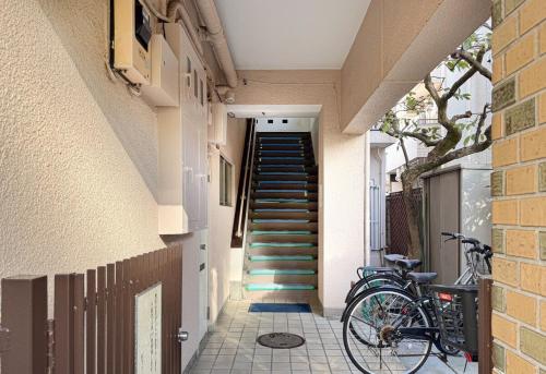 -KatsuraMansion 303- Within a 10-minute walk from Okubo Station and Shin-Okubo Station
