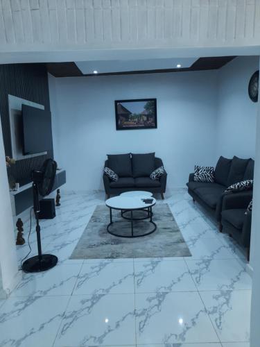 Olu-Mayowa Apartments