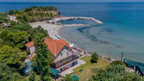 Paradiso Del Mare On the Beach by "elite"