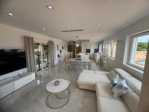 VILLA Azzurra