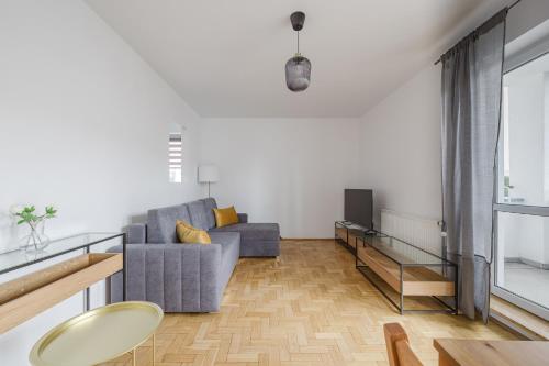 Katowicka Comfort Apartment by BookingHost