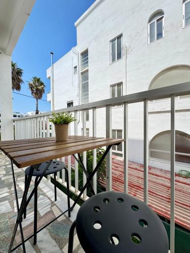 Modern Apartment in Town, 5Min from the Beach - El Greco Apartments No 8