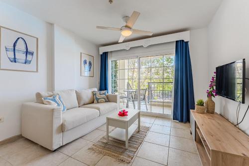 Casa De Nola - Poolside Apartment With Large Terrace